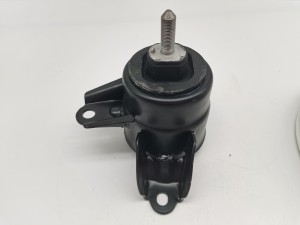 21810-1R000 Auto Rubber Engine Mounting Use For Hyundai