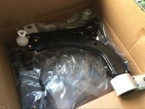 DD32-34-350 Car Auto Suspension Parts Control Arm for Mazda